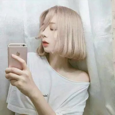 女王与叛徒
